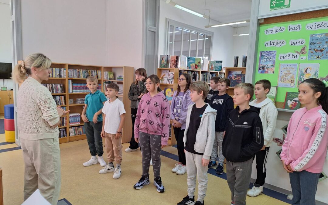 4.d su posjetili Pučku knjižnicu i čitaonicu Daruvar